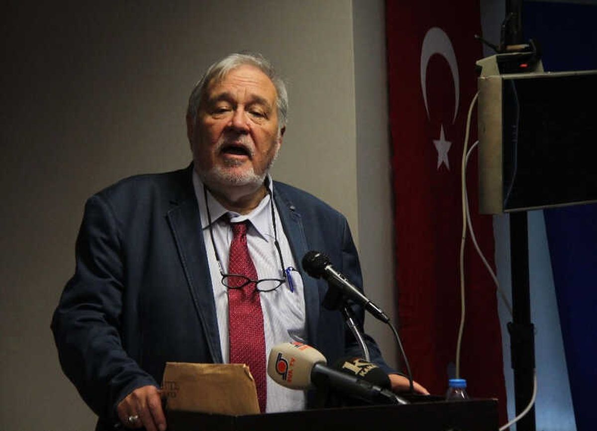 Ortaylı: 'Romanlar Osmanlılar Tarafından İdari ve Askeri Yapılarda İstihdam Ediliyorlardı'