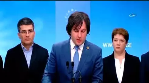 Gürcistan'da İktidar Partisi, Cumhurbaşkanlığı Seçimlerinde Aday Göstermeyecek Gürcistan'da İktidar Partisi, Cumhurbaşkanlığı Seçimlerinde Aday Göstermeyecek