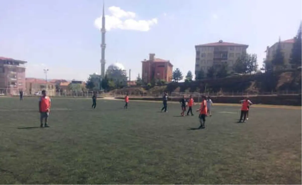 Kur'an Kursu Öğrencilerine Spor Desteği