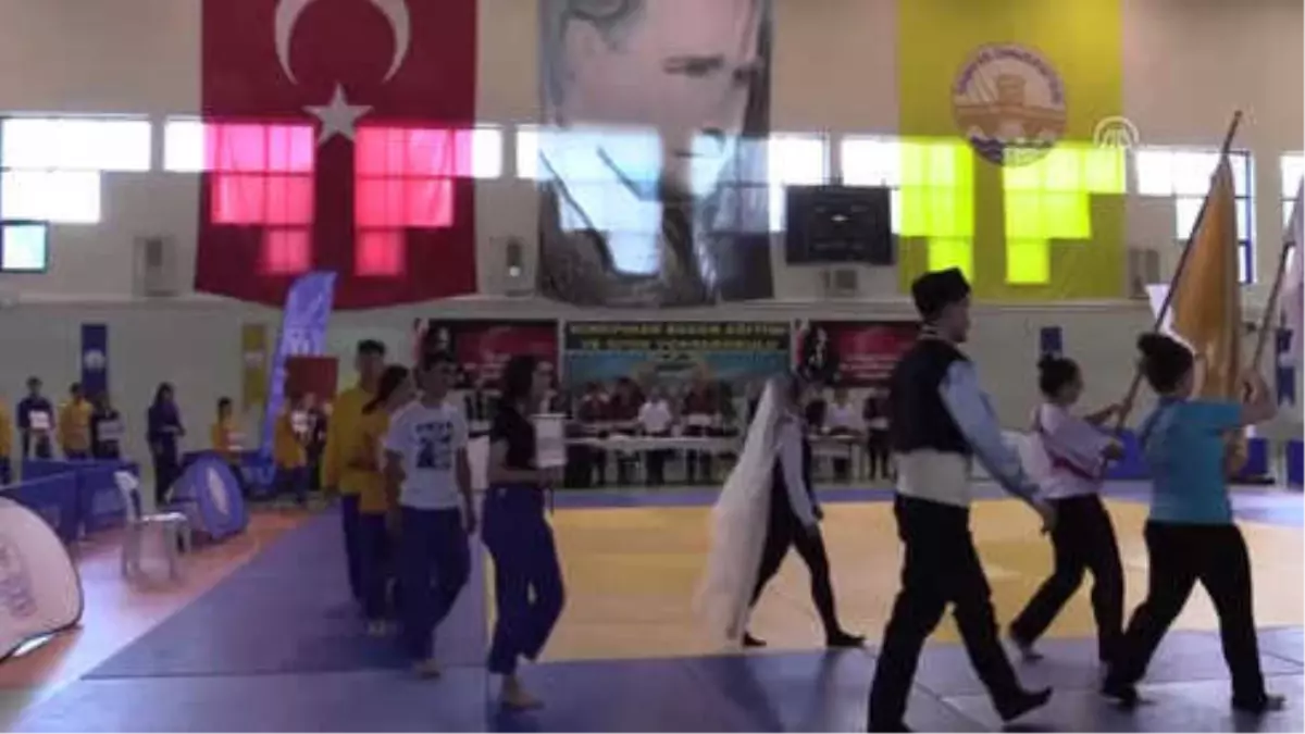 Türk Milleti Güreştiği İçin Güçlüdür'