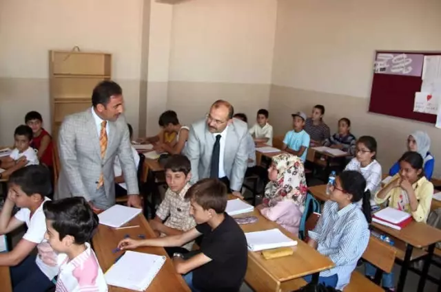 Vali İsmail Ustağlu Güroymak'ta Bir Dizi Açılışlar Yaptı