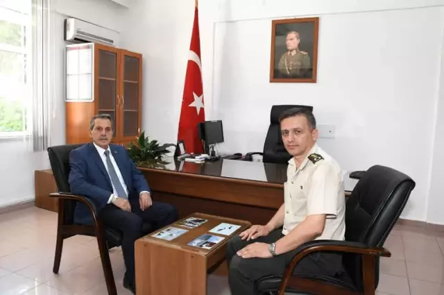 Vali Kalkancı'dan Müftü ve Komutana Hayırlı Olsun Ziyareti