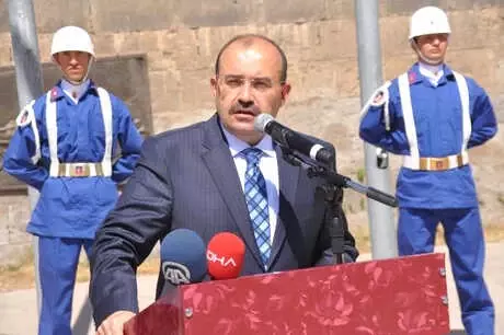Bitlis'in Düşman İşgalinden Kurtuluşunun 102'nci Yılı Kutlandı Bitlis'in Düşman İşgalinden Kurtuluşunun 102'nci Yılı Kutlandı