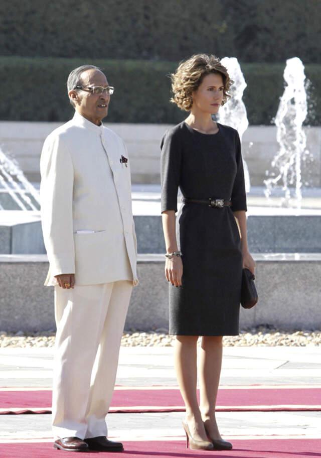 Esma Esad Hastaneye Kaldırıldı! (Esma Esad Kimdir?)