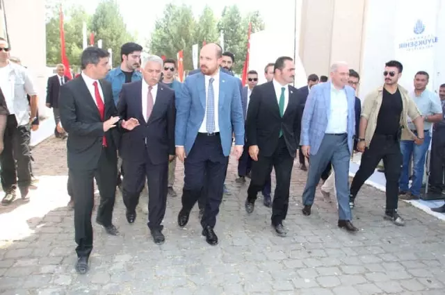 Malazgirt Zaferi'nin 947'inci Yıldönümü Kutlamaları Tanıtım Basın Toplantısı Yapıldı Malazgirt Zaferi'nin 947'inci Yıldönümü Kutlamaları Tanıtım Basın Toplantısı Yapıldı