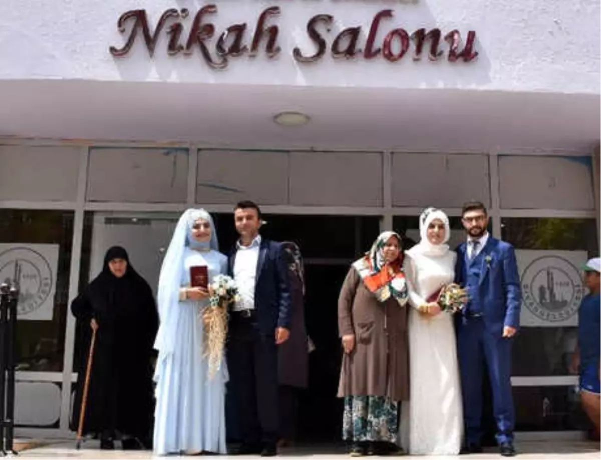 Nikah Salonlarında 08.08.2018 Yoğunluğu