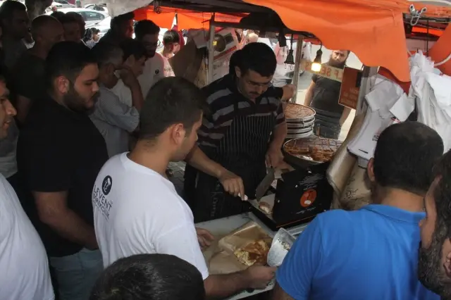 Seyyar Börek Tezgahından 4 Milyon Liralık Yatırıma haberi fotografı