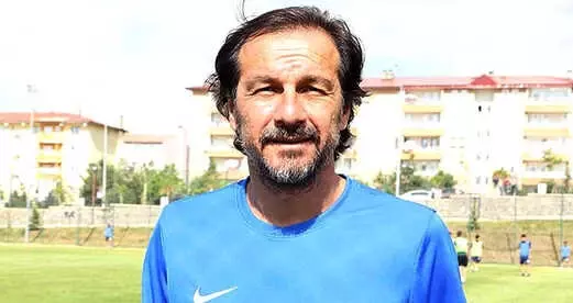 2. Lig Ekibi Karagümrükspor, Yusuf Şimşek'le Anlaştı 2. Lig Ekibi Karagümrükspor, Yusuf Şimşek'le Anlaştı