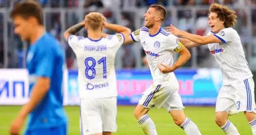 Belarus Temsilcisi Dinamo Minsk Evinde Konuk Ettiği Zenit'i 4-0 Yendi
