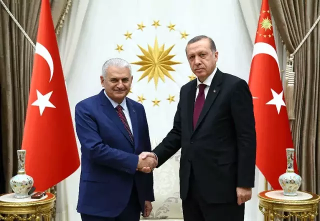 Cumhurbaşkanı Erdoğan Binali Yıldırım'ı Kabul Etti