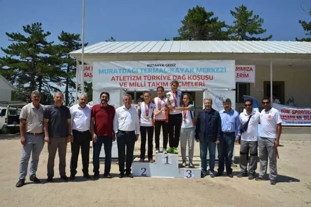 Milli Takım Seçmeleri Gediz Muratdağı Termal Kayak Merkezi'nde Yapıldı Milli Takım Seçmeleri Gediz Muratdağı Termal Kayak Merkezi'nde Yapıldı