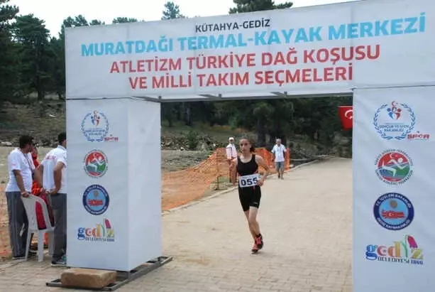 Milli Takım Seçmeleri Gediz Muratdağı Termal Kayak Merkezi'nde Yapıldı Milli Takım Seçmeleri Gediz Muratdağı Termal Kayak Merkezi'nde Yapıldı