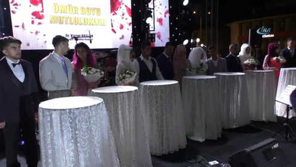 Yozgat'ta 8 Çift, 08.08.2018 Tarihinde Toplu Nikah Töreniyle Evlendiler