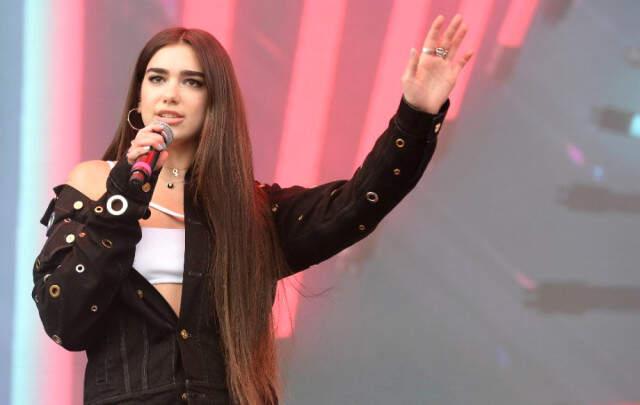 Antalya'ya Konser Vermeye Gelen Dua Lipa, 100 Adet Havlu İstedi