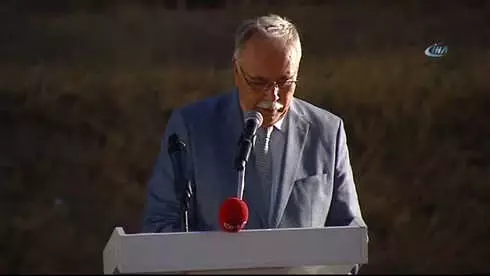 Homeros Ödülü Prof. Dr. Haluk Şahin'in Oldu Homeros Ödülü Prof. Dr. Haluk Şahin'in Oldu