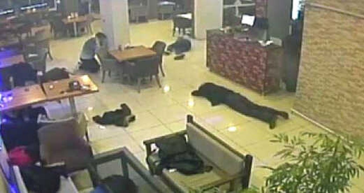 Malatya'da Gerçekleşen Kafe Baskınının Kan Donduran Görüntüleri Ortaya Çıktı!