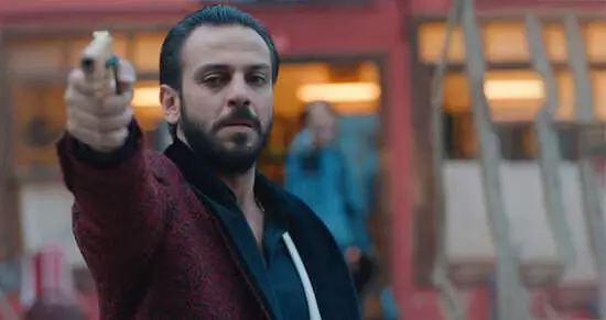 Cansu Tosun’la Dünyaevine Giren Çukur’un Vartolosu, Kına Gecesinde Doyasıya Göbek Attı