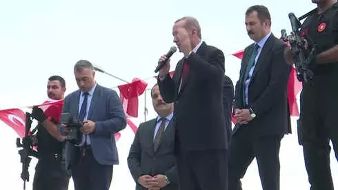 Cumhurbaşkanı Erdoğan, Hemşerilerine Hitap Etti Cumhurbaşkanı Erdoğan, Hemşerilerine Hitap Etti