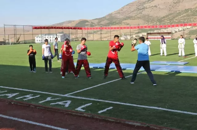 Yahyalı'da Yaz Spor Okulları Sona Erdi