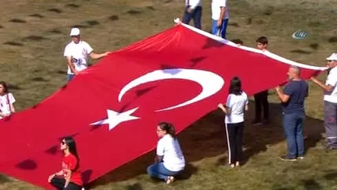 Kurtdereli Güreşlerinde Şampiyon İsmail Balaban