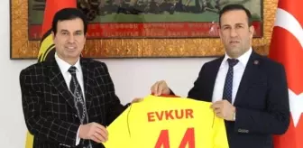 Yeni Malatyaspor İsim Sponsoruyla Yeniden Anlaştı