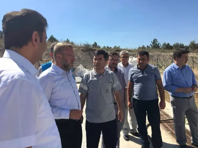 Asit Tankı Olayını İktidar Partisinin Milletvekilleri ve Kentin Tüm Yöneticileri Yakından Takip... Asit Tankı Olayını İktidar Partisinin Milletvekilleri ve Kentin Tüm Yöneticileri Yakından Takip...