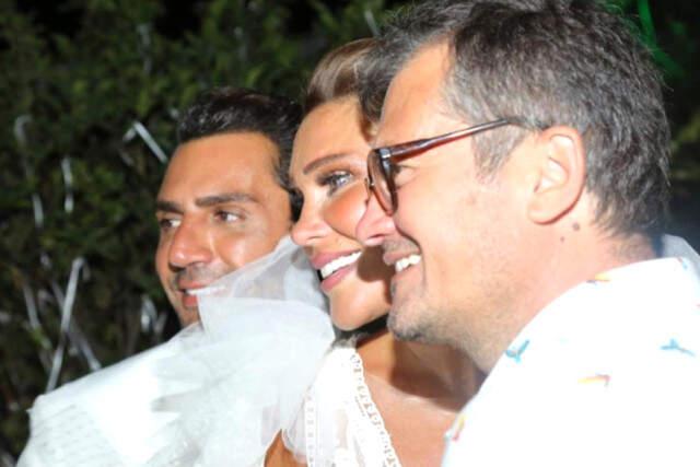 Mayıs Ayında Nikah Kıyan Seren Serengil ve Yaşar İpek Dün Akşam Düğün Yaptı