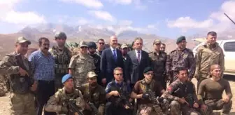 Nurcan Karakaya: Bakan Soylu, Astsubay Eşi ile 10 Aylık Bebeğinin Şehit Olduğu Bölgede (2) Nurcan Karakaya: Bakan Soylu, Astsubay Eşi ile 10 Aylık Bebeğinin Şehit Olduğu Bölgede (2)