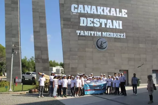 Başkaleli Öğrencilerin Çanakkale ve İstanbul Gezileri Sürüyor Başkaleli Öğrencilerin Çanakkale ve İstanbul Gezileri Sürüyor