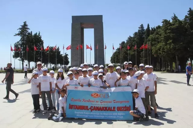 Başkaleli Öğrencilerin Çanakkale ve İstanbul Gezileri Sürüyor Başkaleli Öğrencilerin Çanakkale ve İstanbul Gezileri Sürüyor
