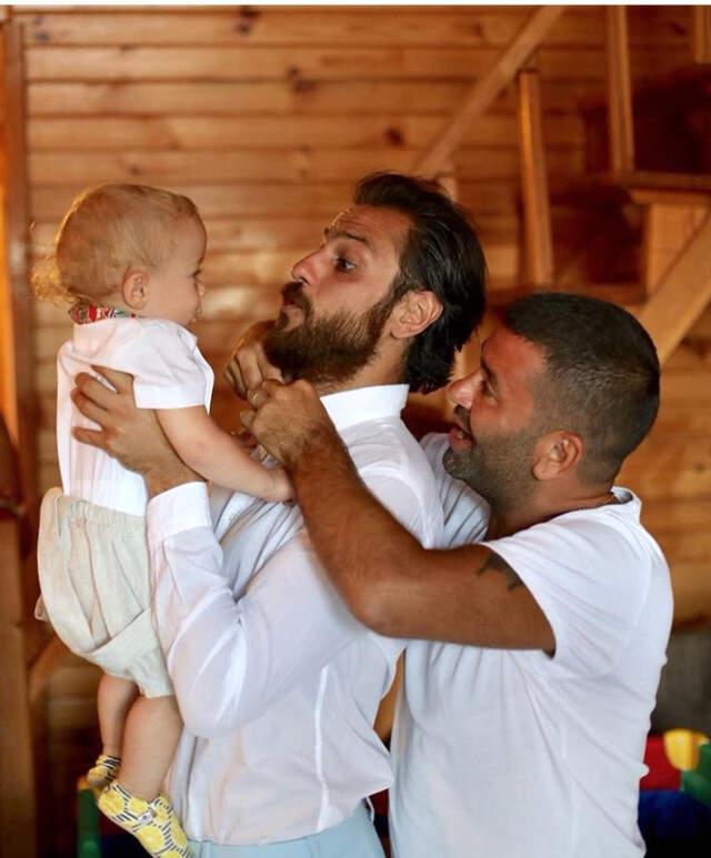 Ceyda Düvenci ve Bülent Şakrak'tan Vartolu ve Eşine Büyük Sevgi Gösterisi