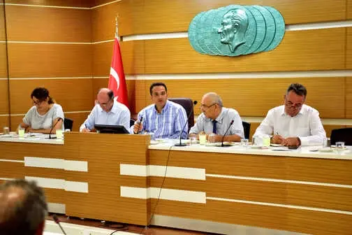 Muhtarlarla Muhtarlarla