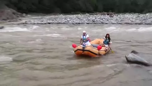 Nikaha Rafting Botu ile Geldiler Nikaha Rafting Botu ile Geldiler