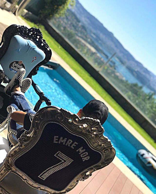 Emre Mor, Son Paylaştığı Fotoğrafla Taraftarları Üzdü: Umudumuzu Kestik