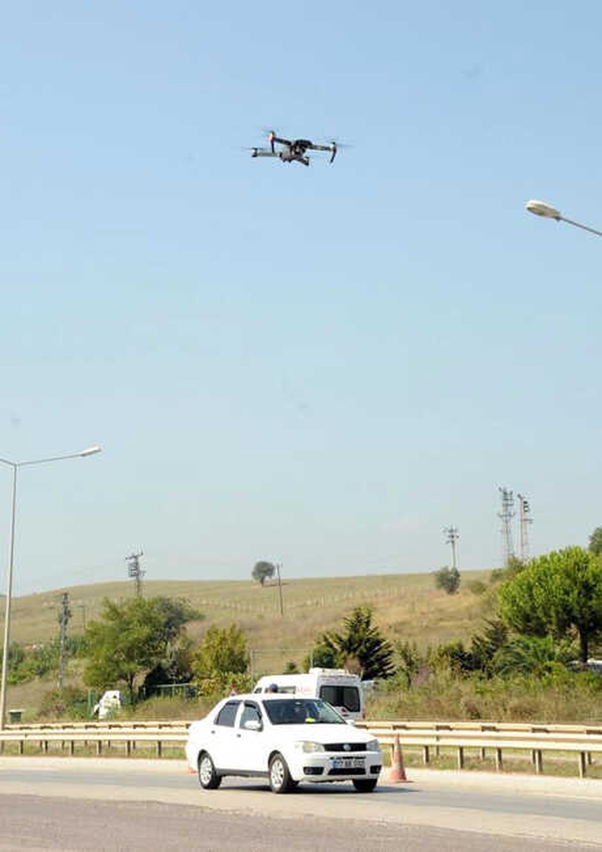Üç Büyük Şehrin Kesişme Noktasındaki Yalova'da, Trafiğe Drone'lu Denetim