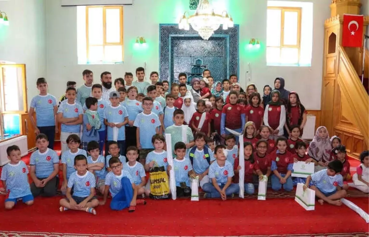 Başkan Toru, Kur'an Kursu Öğrencilerini Sevindirdi