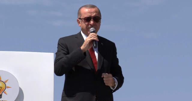 AK Parti 6. Olağan Kongresi'nde On Binlere Seslenen Erdoğan: Dünyaya Farklı Bir Mesaj Vereceğiz!