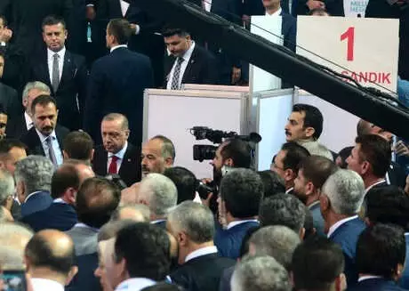 Cumhurbaşkanı Erdoğan: Türkiye'nin Yükselişini Durduramayacaksınız (2) Cumhurbaşkanı Erdoğan: Türkiye'nin Yükselişini Durduramayacaksınız (2)
