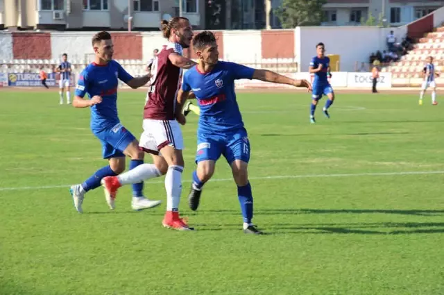 Hatay Karabükspor'u 3 Golle Geçti Hatay Karabükspor'u 3 Golle Geçti