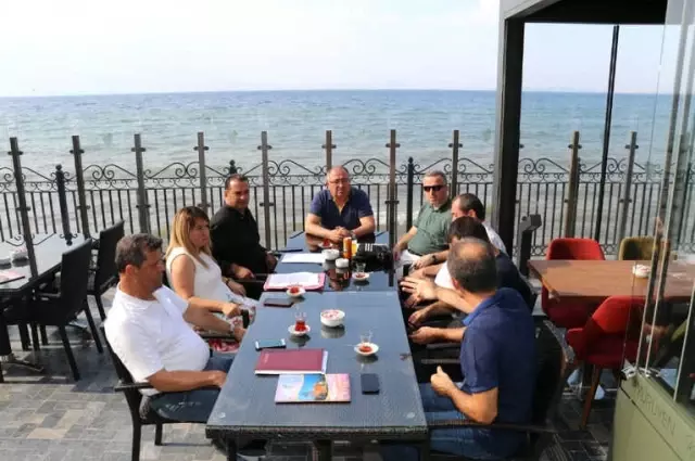 Yalova'da Topu Taşıma Masaya Yatırıldı Yalova'da Topu Taşıma Masaya Yatırıldı