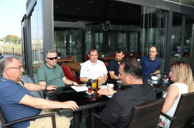 Yalova'da Topu Taşıma Masaya Yatırıldı Yalova'da Topu Taşıma Masaya Yatırıldı