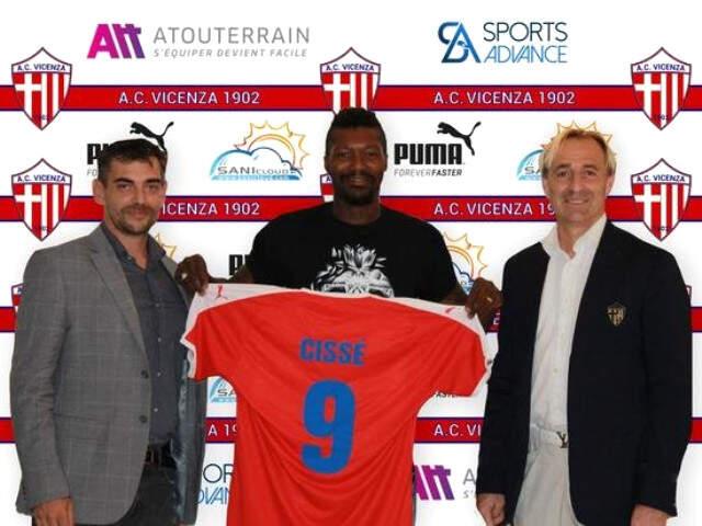 38 Yaşındaki Djibril Cisse, Futbola Geri Döndü