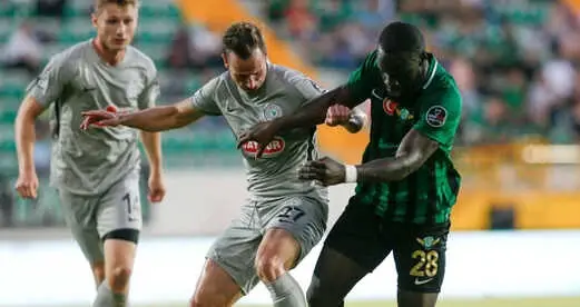 Akhisarspor, Sahasında Konuk Ettiği Çaykur Rizespor ile 1-1 Berabere Kaldı