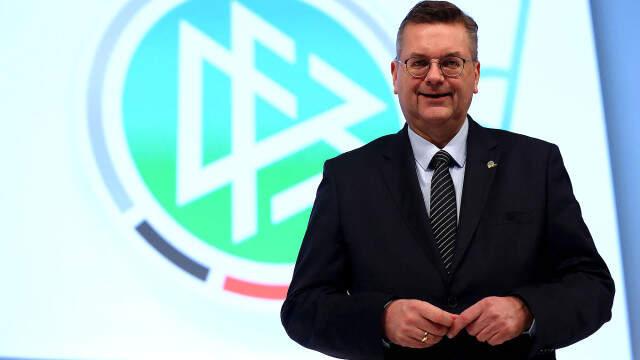 Almanya Futbol Federasyonu Başkanı: Kendimi Mesut Özil'in Önüne Atmalıydım