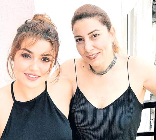 Hastaneye Kaldırılan Annesine Teşhis Konulamayan Hande Erçel, Zor Günler Geçiriyor