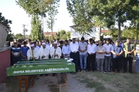 Denizde Boğulan 3 Genç, Son Yolculuklarına Uğurlandı Denizde Boğulan 3 Genç, Son Yolculuklarına Uğurlandı