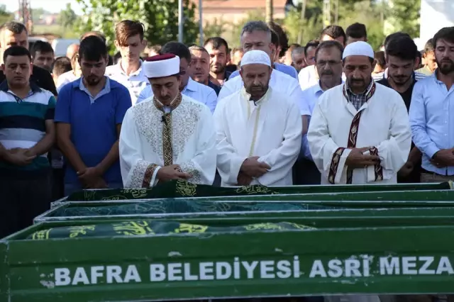 Samsun'da Denize Giren 4 Kişinin Boğulması Samsun'da Denize Giren 4 Kişinin Boğulması