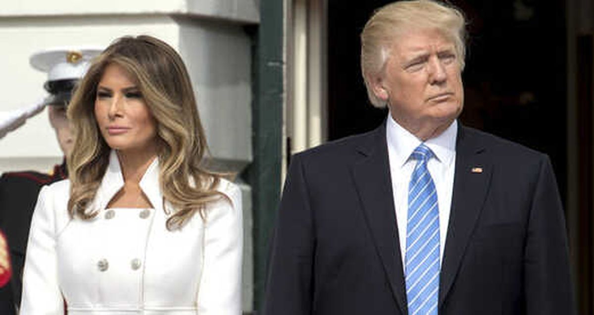 Trump'tan Bir Tehdit de Melania'ye: Beni Boşarsan Vatandaşlıktan Çıkarsın