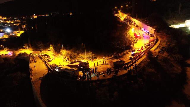 Kaza Yaparak 1 Öğrencinin Ölmesine Yol Açan Otobüsün Şoförü, Yasak Yola Girmiş