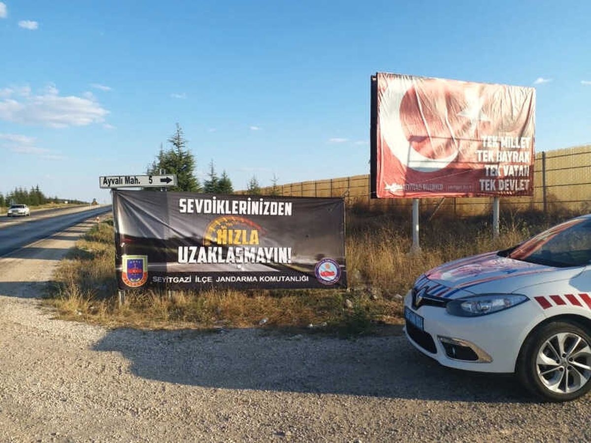 Sevdiklerinizden Hızla Uzaklaşmayın'